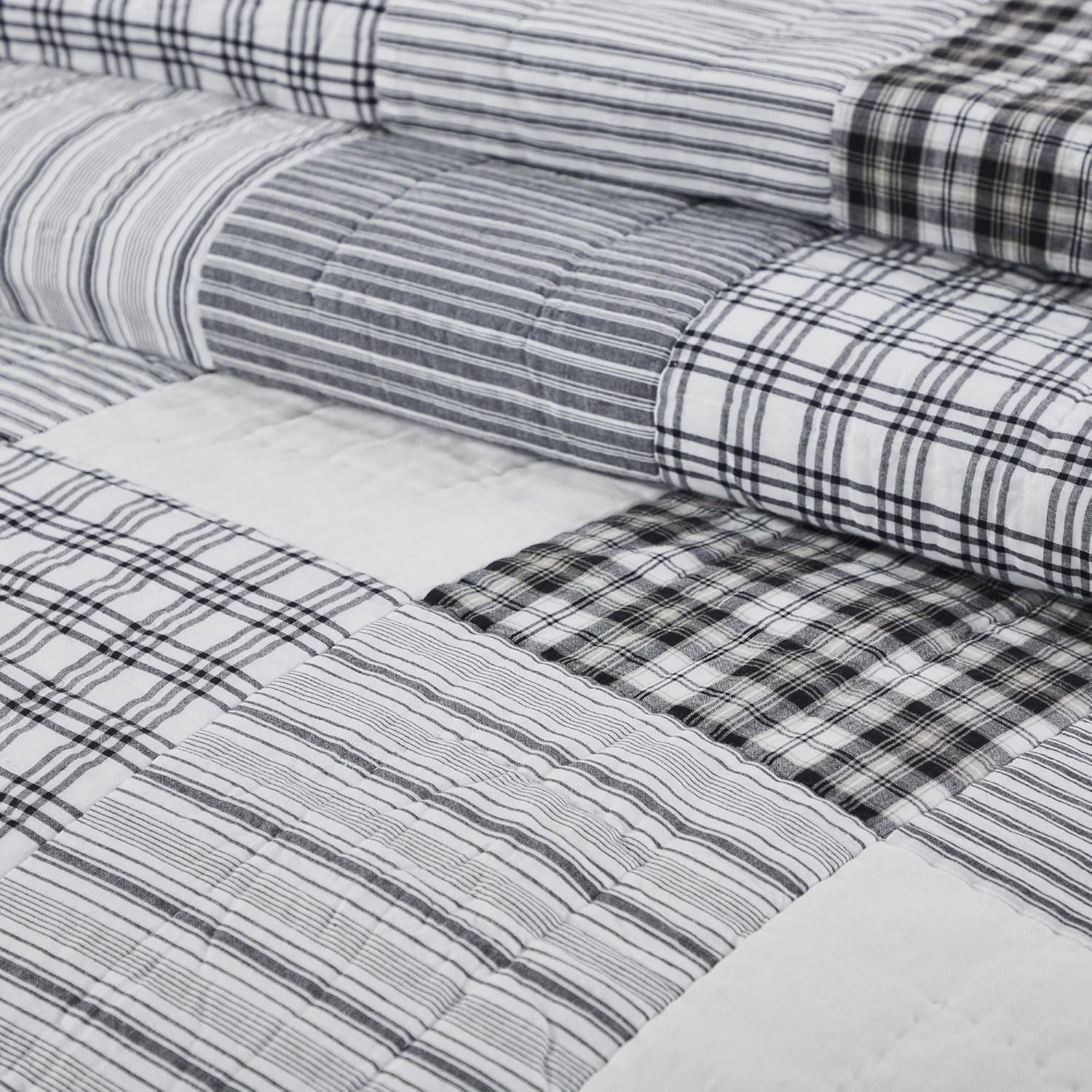VHC Brands Sawyer Mill Black Quilt Set 3 Piece