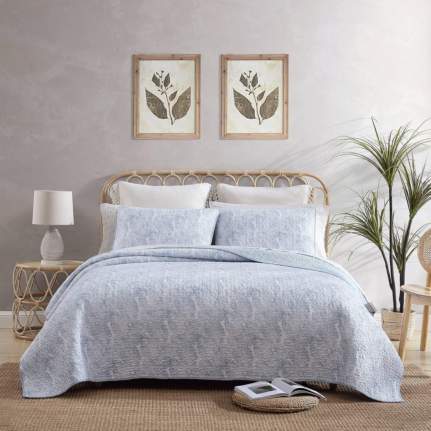 Tommy Bahama Queen Quilt Set with Reversible Design