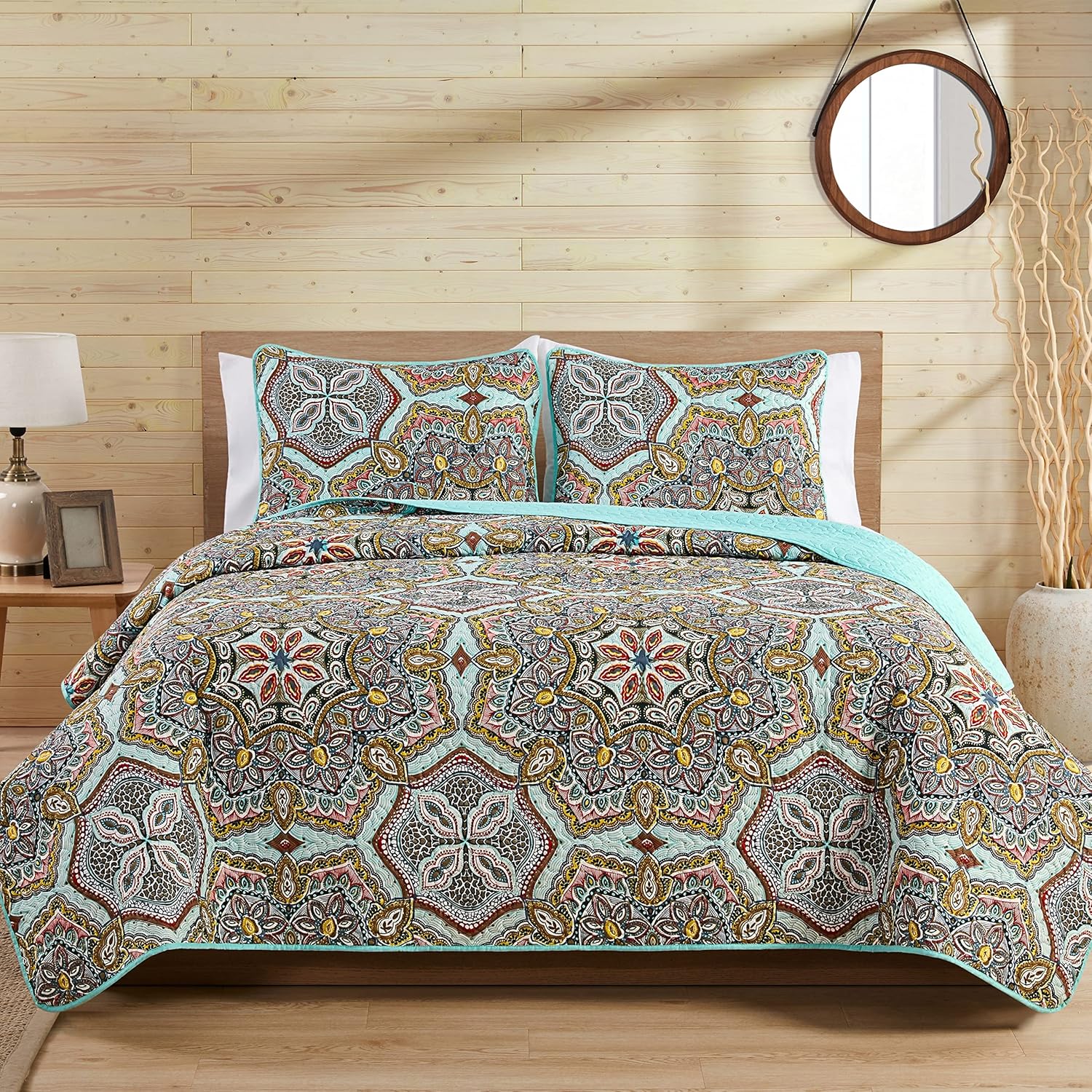 VCNY Home King Quilt Set 5-Piece Reversible