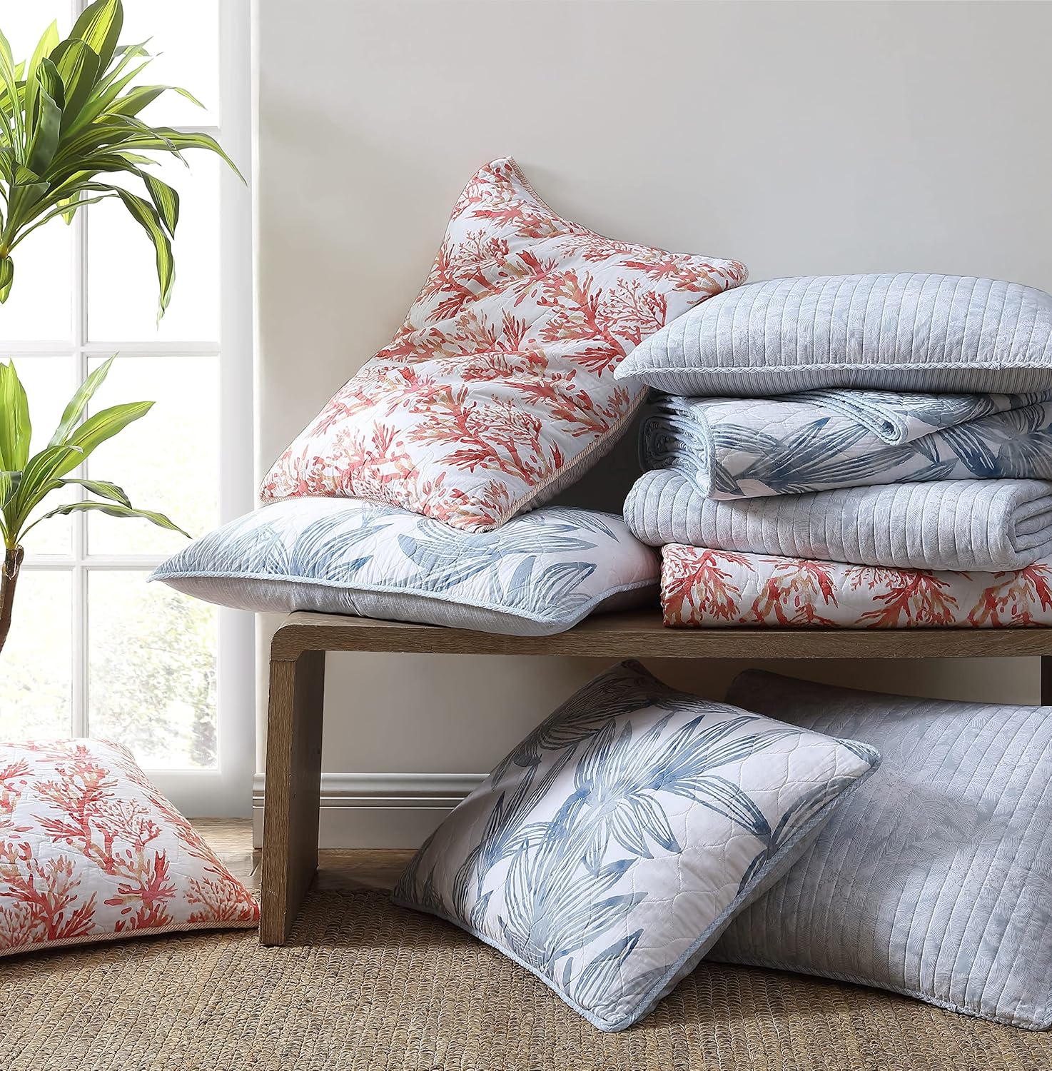 Tommy Bahama Queen Quilt Set with Shams 1